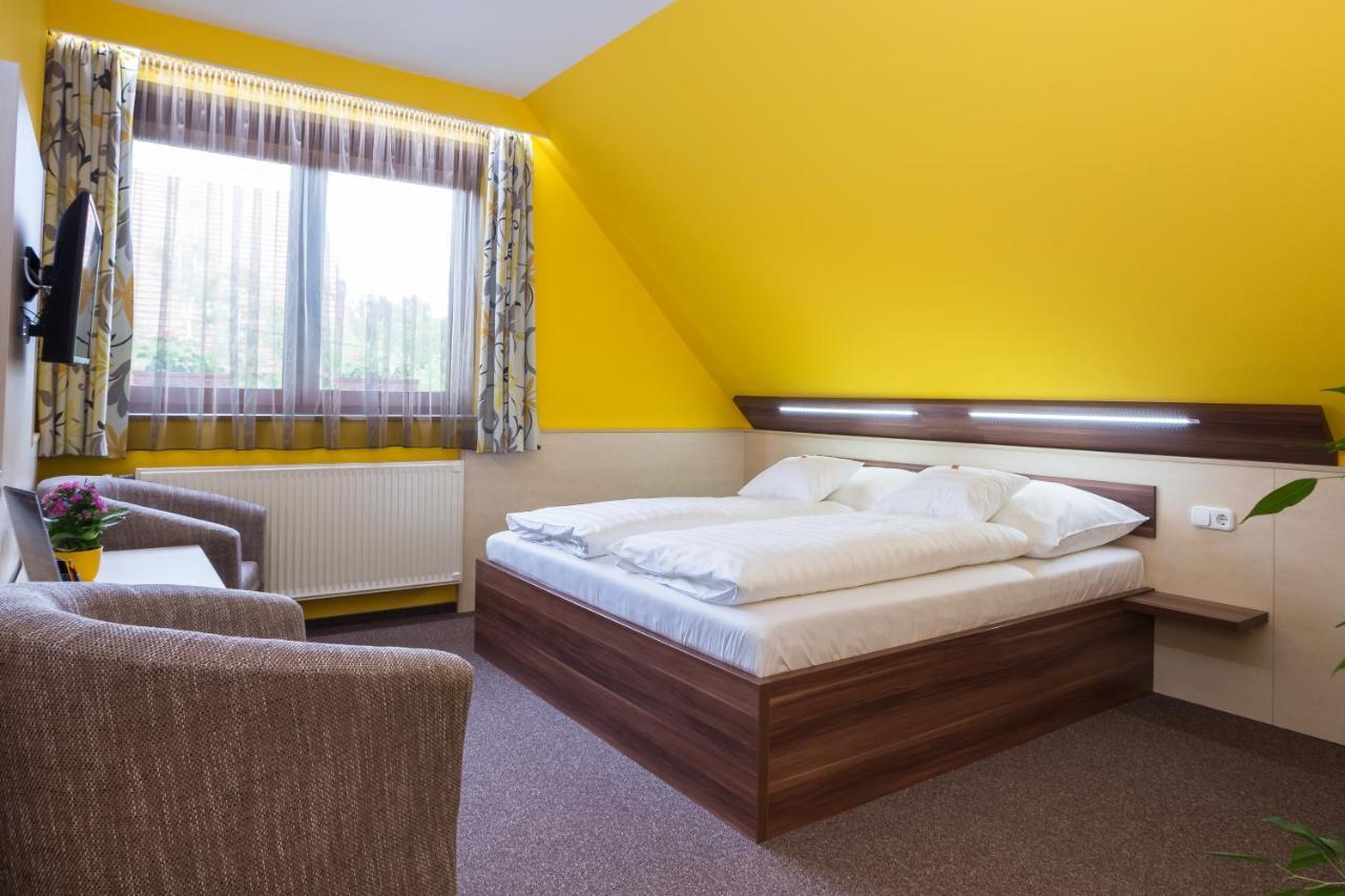 Hotel Mayer Alsooers Ngoại thất bức ảnh
