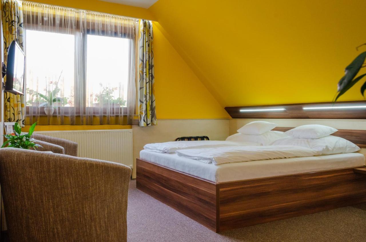 Hotel Mayer Alsooers Ngoại thất bức ảnh