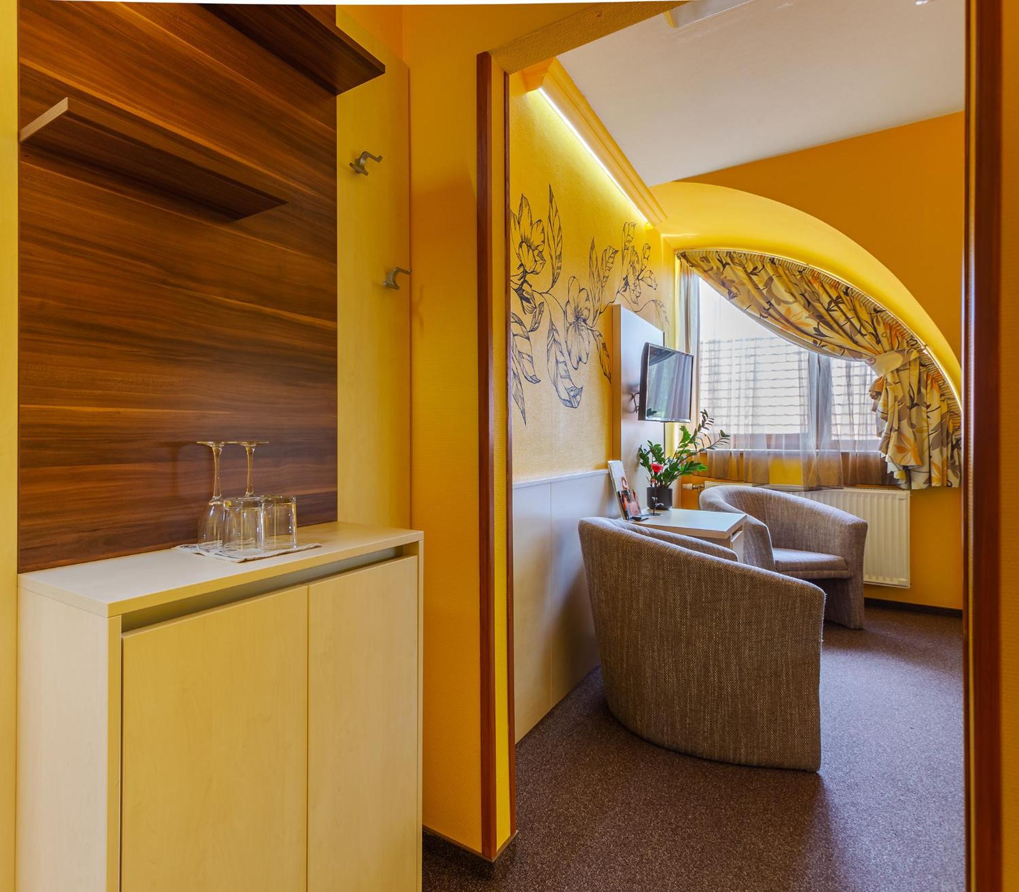 Hotel Mayer Alsooers Ngoại thất bức ảnh