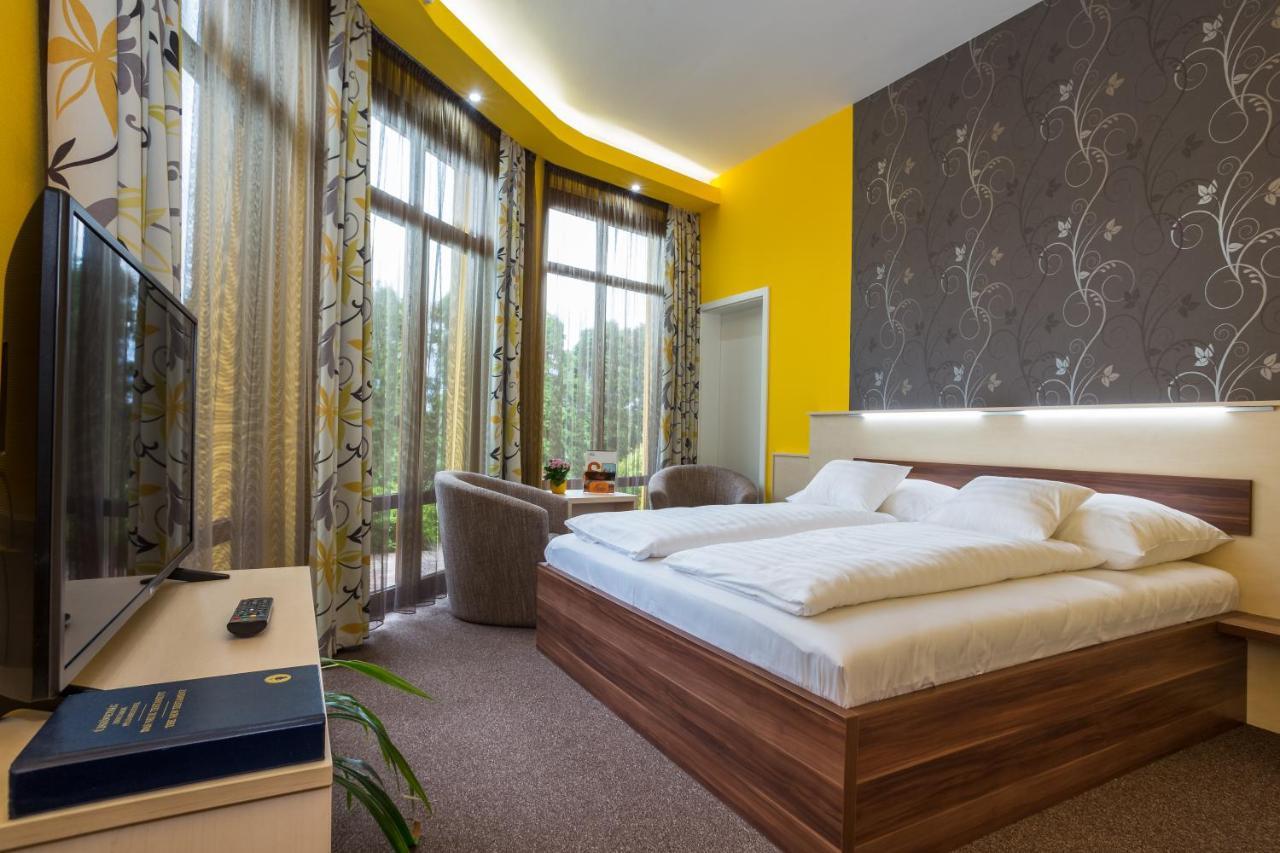 Hotel Mayer Alsooers Ngoại thất bức ảnh